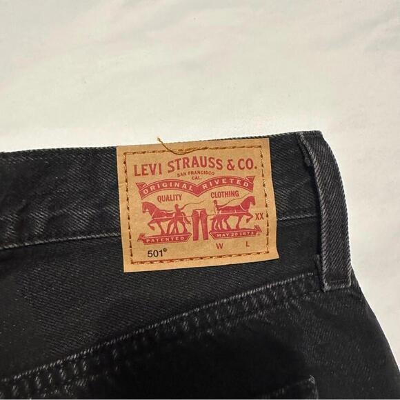 Levis 501 High Waist shorts - Picture 3 of 4